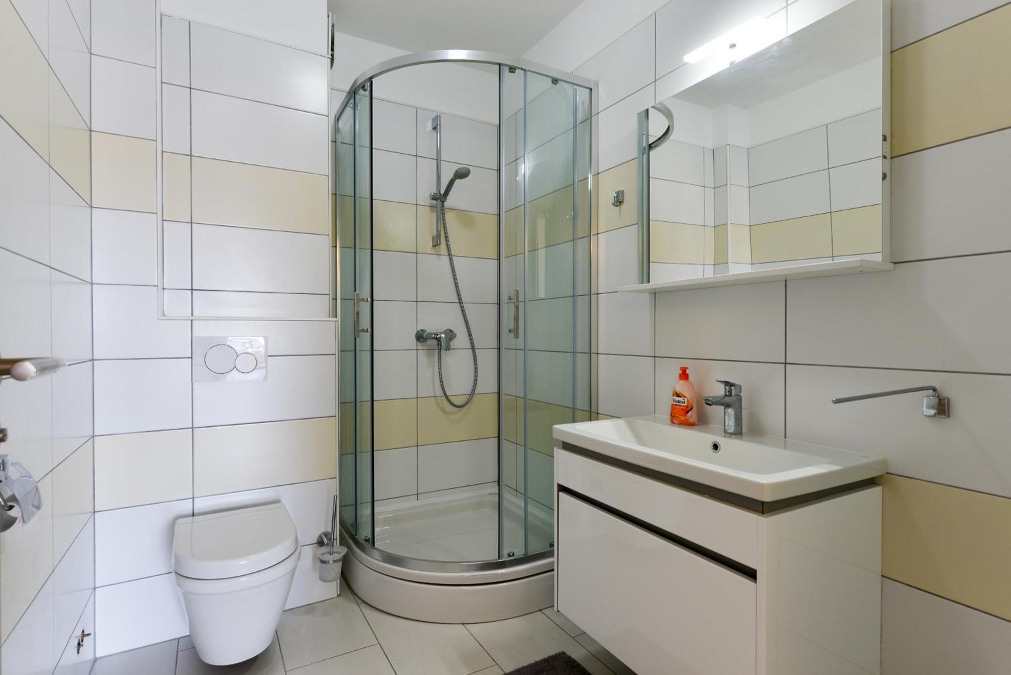 Apartmani Martin Mit Beheiztem Pool With Heated Pool Bibinje Bagian luar foto